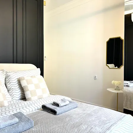 Appartement Swidnicka - 200m Main Square - Self Check-in 20h *