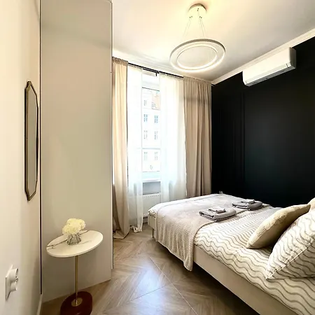 Swidnicka - 200m Main Square - Self Check-in 20h Διαμέρισμα Βρότσλαβ