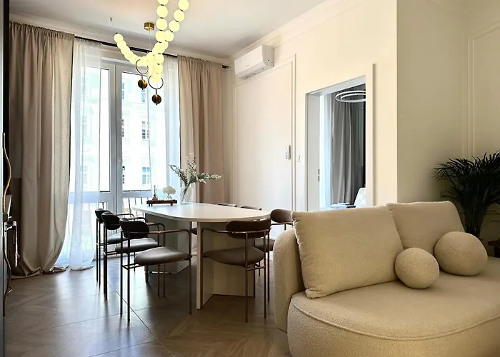 Swidnicka - 200m Main Square - Self Check-in 20h Βρότσλαβ