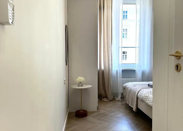 Swidnicka - 200m Main Square - Self Check-in 20h * Βρότσλαβ